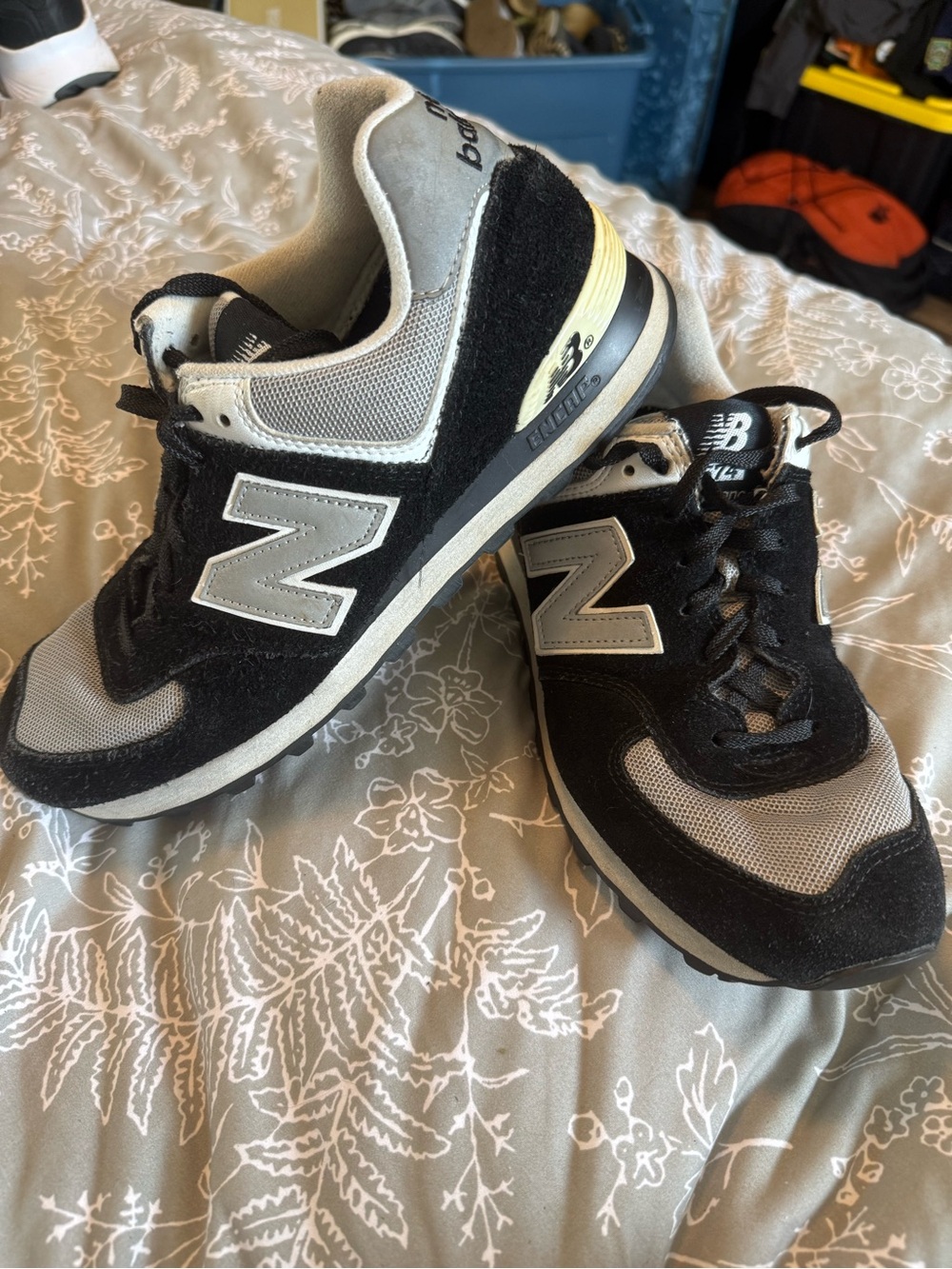 New Balance Black and Gray Men's Retro Running Sneakers